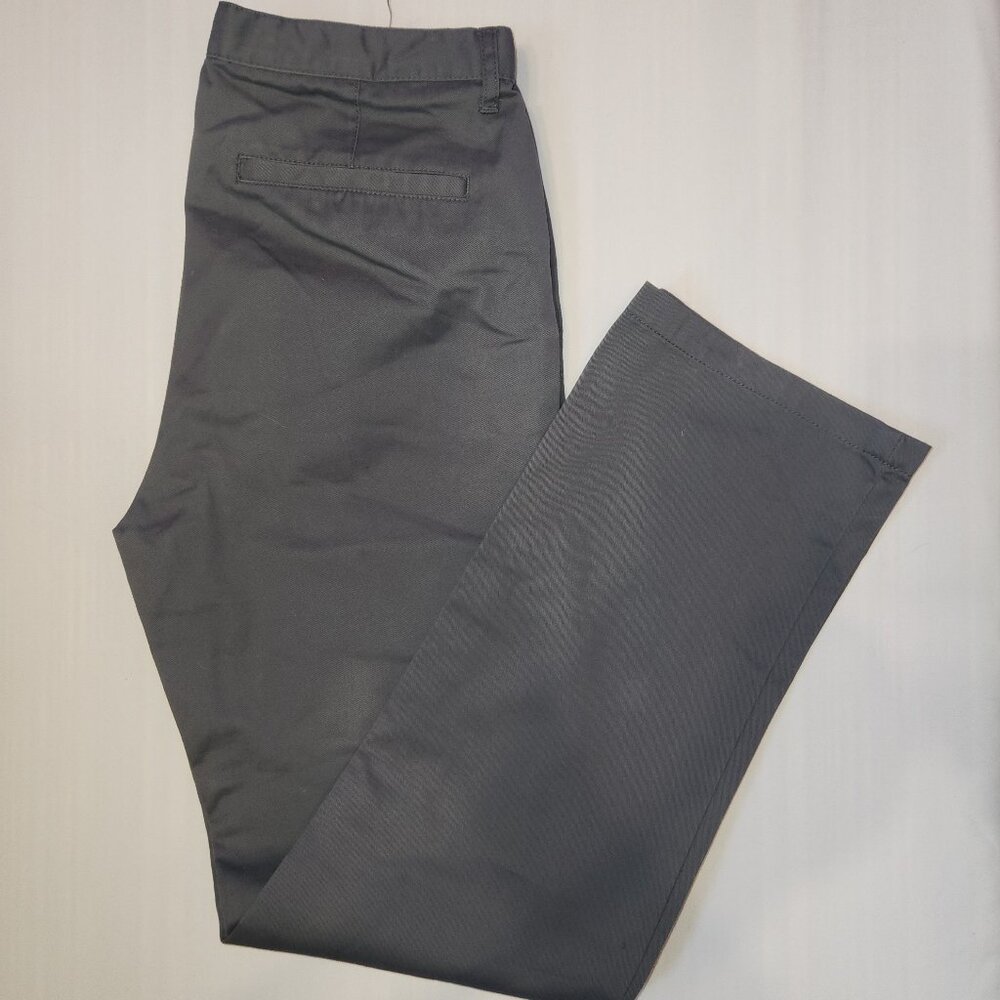 Old Navy Ladie's slacks w/ straight legs, Green in size 14/ 28" waist  NWOT